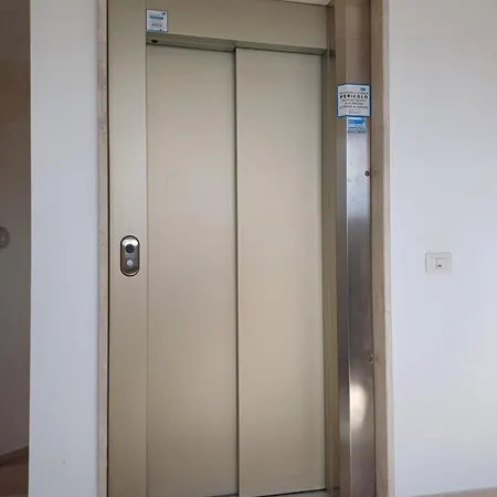 Topazio - *